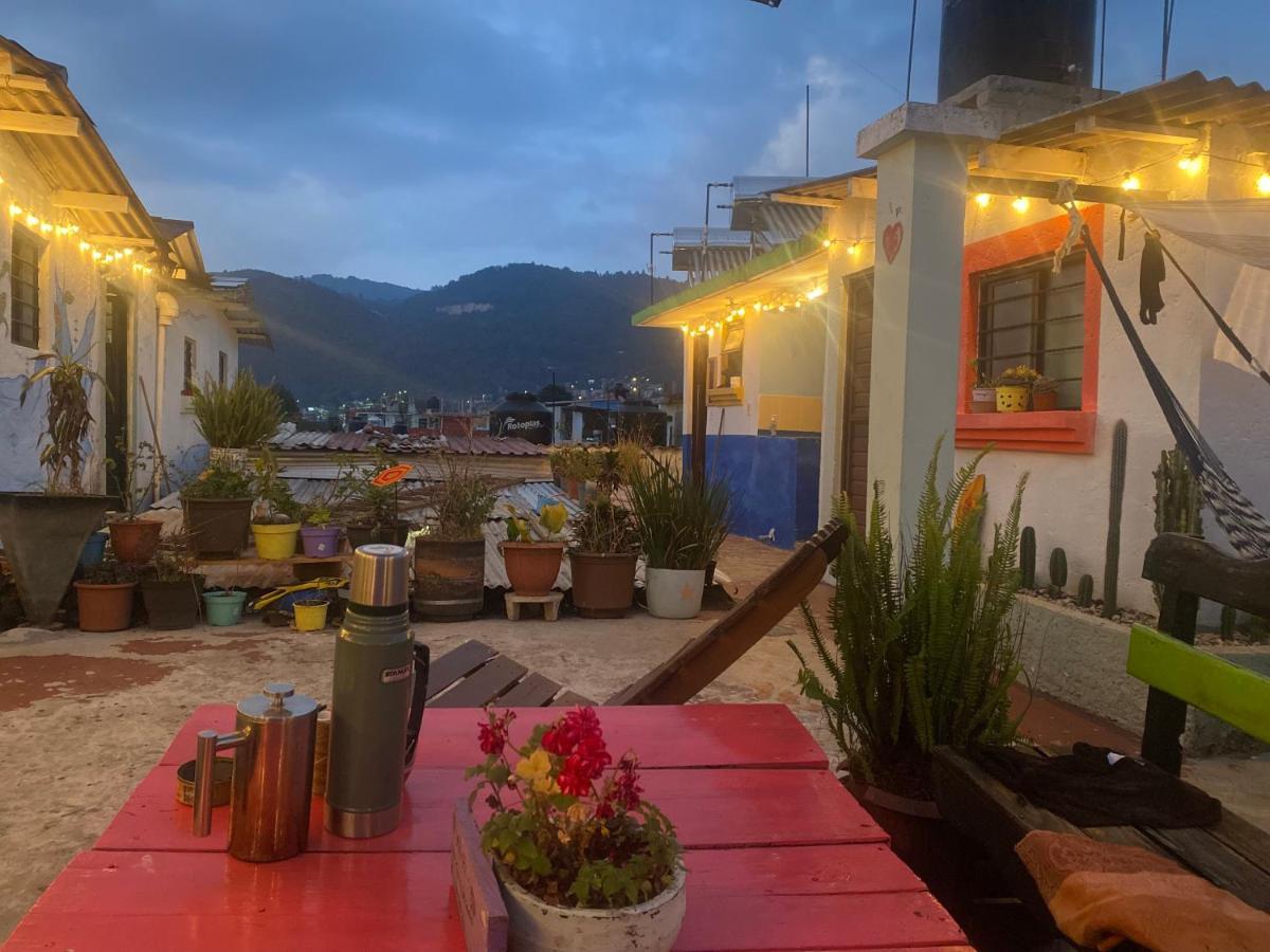 Casa De Los Colores San Cris ซานกริสโตบัล เด ลาสกาซาส ภายนอก รูปภาพ